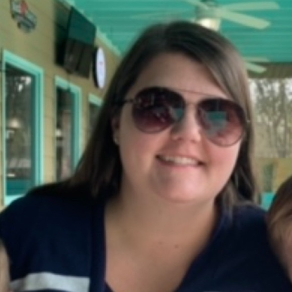 Meet your Posher, Toni - Picture 1 of 1